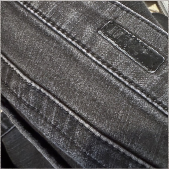 Kut From the Kloth Black Straight Leg Jeans Women Size 2 - Picture 6 of 7
